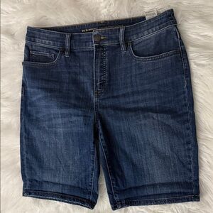 Chicos So Slimming Girlfriend Slim Leg Shorts